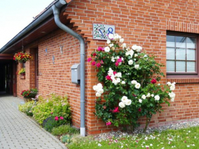 Cozy Apartment located in Rovershagen with Garden, Rövershagen